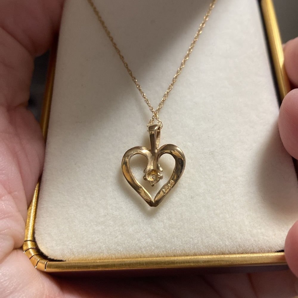 🌹New 18” Gold Diamond Heart Necklace - Picture 6 of 7